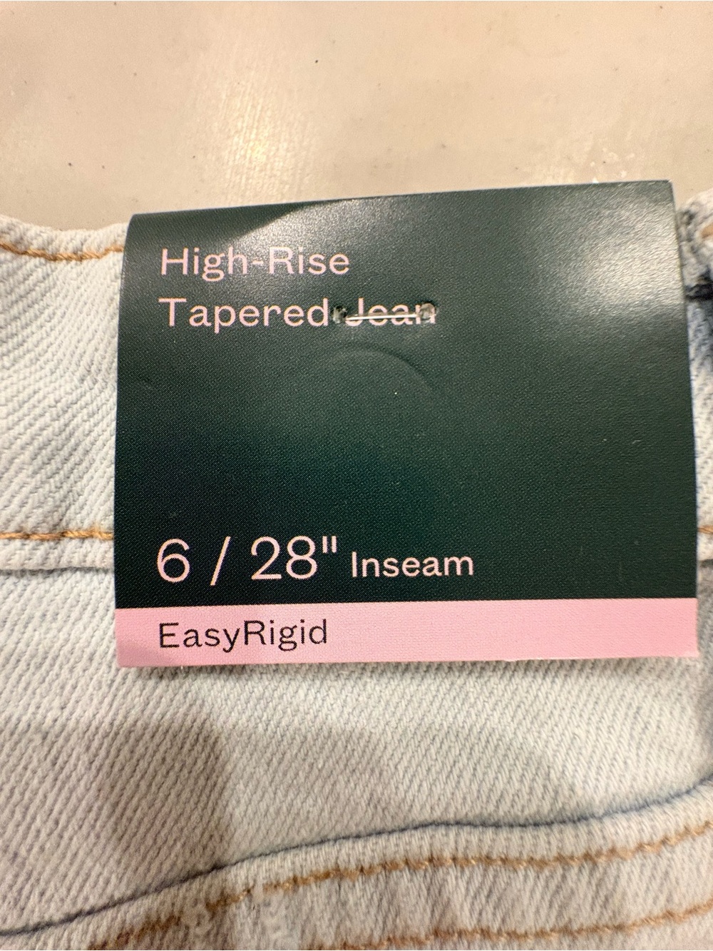 High-Rise Women’s Jeans in Pale Blue - Picture 2 of 2